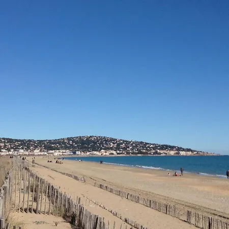 Appartement 3 Etoiles Avec Climatisation Et Parking Proche Plage - Fr-1-338-426 * Sète