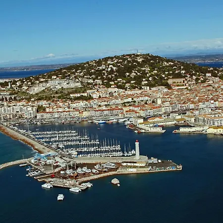 2 Pieces Avec Climatisation, Parking, Proche Plage, Commerces Et Activites - Classe 3 Etoiles - Fr-1-338-426 Apartment *